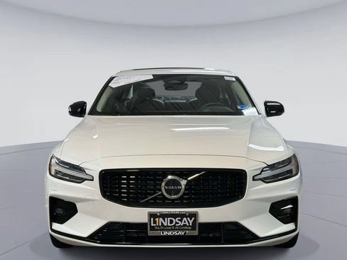 Used 2024 Volvo S60 B5 Plus w/ Climate Package FWD image 8