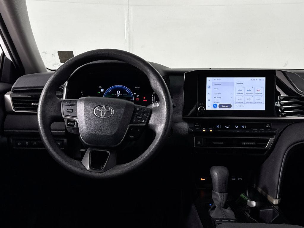 Used 2025 Toyota Camry LE FWD image 23
