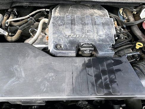 Used 2020 Chevrolet Silverado 1500 LT w/ Texas Edition image 31