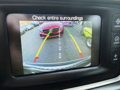Used 2017 Jeep Grand Cherokee Limited AWD/4WD image 32