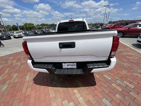 Used 2022 Toyota Tacoma SR w/ SX Package RWD image 29
