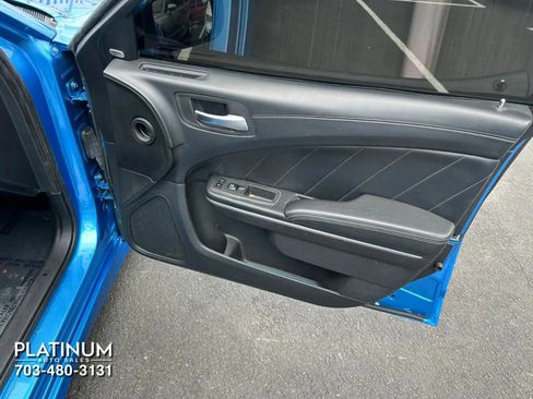 Used 2019 Dodge Charger Scat Pack w/ Plus Group RWD image 17