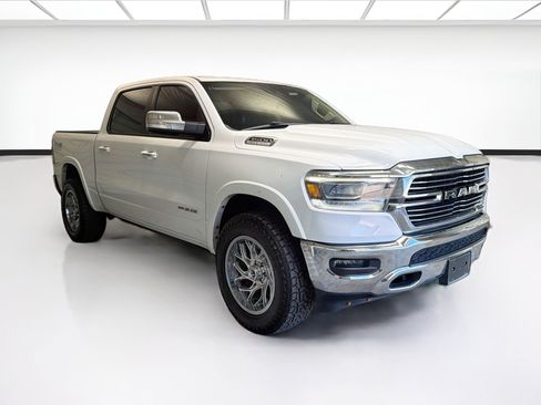 Used 2021 RAM 1500 Laramie w/ Off Road Group AWD/4WD image 3