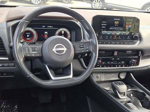 Used 2023 Nissan Rogue Platinum w/ Platinum Premium Package AWD/4WD image 20