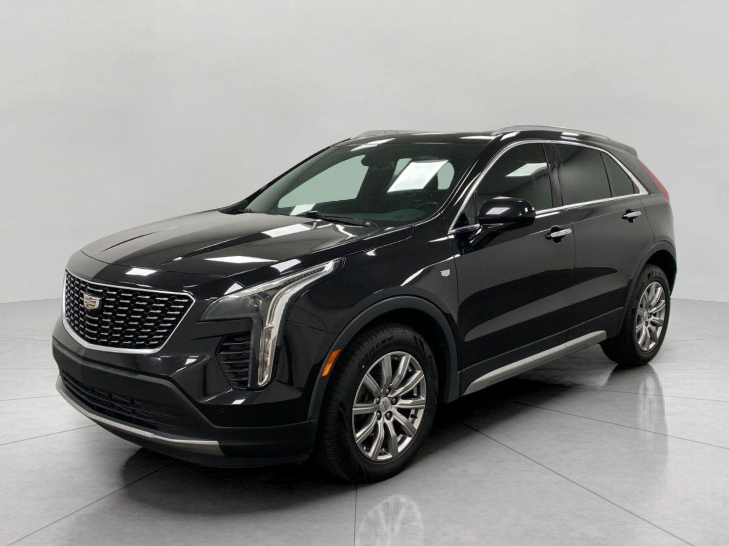 Used 2019 Cadillac XT4 Premium Luxury AWD/4WD image 9
