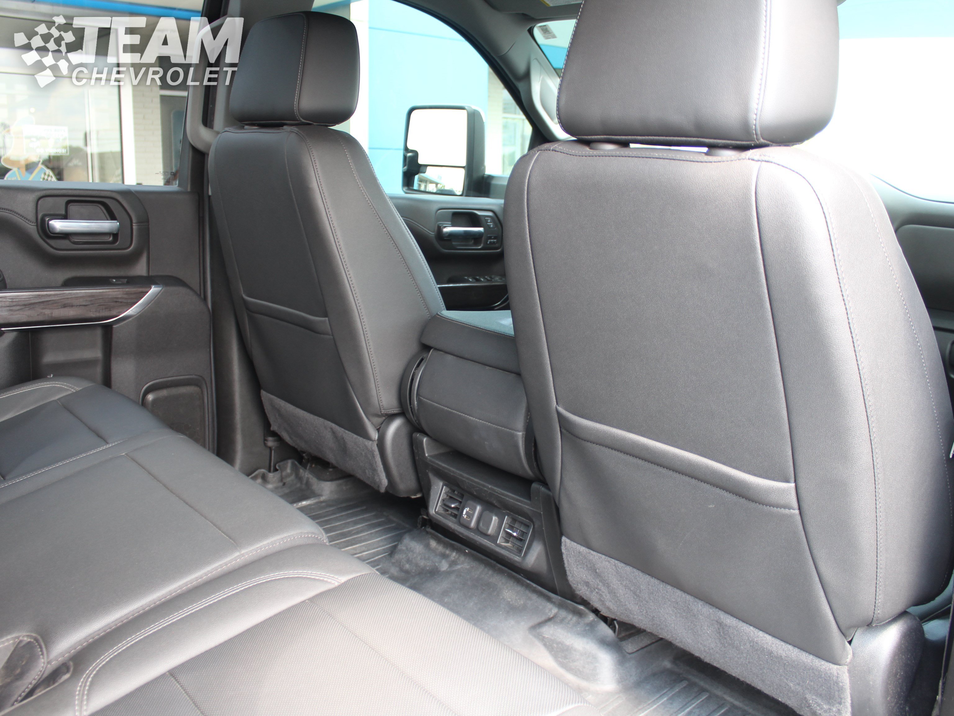 Used 2023 Chevrolet Silverado 2500 LTZ w/ Snow Plow Prep/Camper Package AWD/4WD image 26