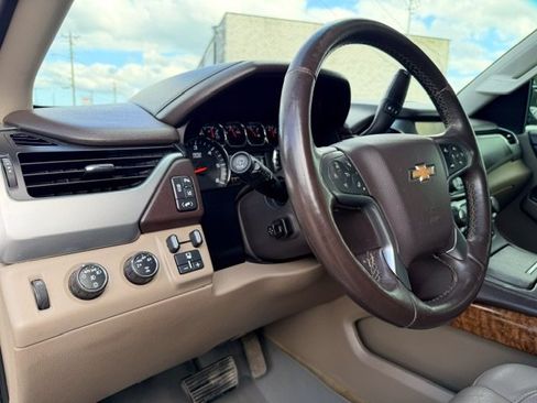 Used 2015 Chevrolet Tahoe LTZ AWD/4WD image 12