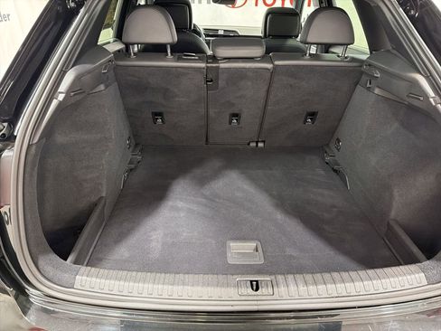 Used 2021 Audi Q3 2.0T Premium image 17