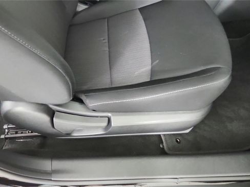 Used 2024 Nissan Sentra SV FWD image 20