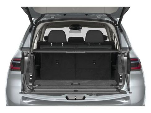 New 2026 BMW X7 M60i AWD/4WD image 13