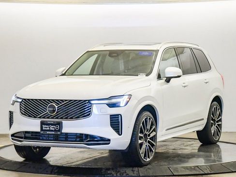 New 2026 Volvo XC90 B6 Ultra w/ Lounge Package AWD/4WD image 1