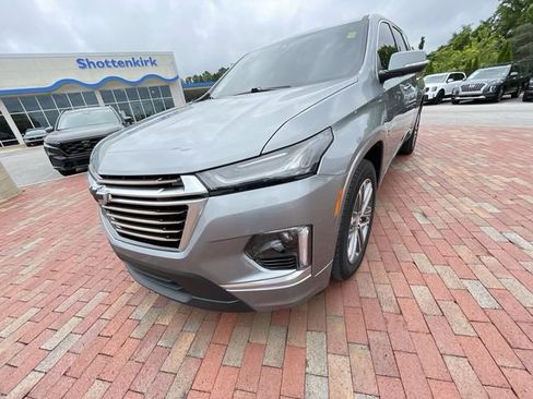 Used 2023 Chevrolet Traverse High Country FWD image 29