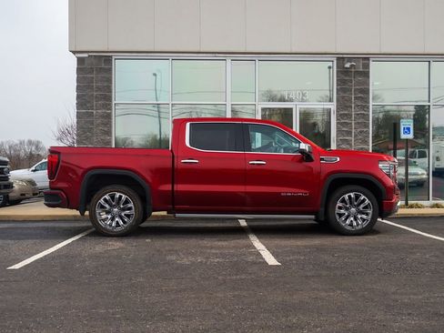 Used 2023 GMC Sierra 1500 Denali w/ Denali Reserve Package AWD/4WD image 2