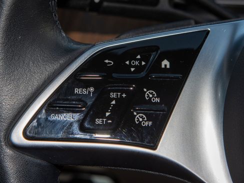 Used 2022 Mercedes-Benz C 300 Sedan w/ Exclusive Trim Package image 29