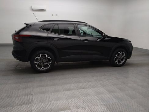 Used 2024 Chevrolet Trax LT w/ Driver Confidence Package FWD image 10