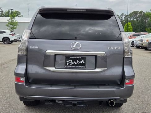 Used 2019 Lexus GX 460 Premium w/ Premium Package AWD/4WD image 4
