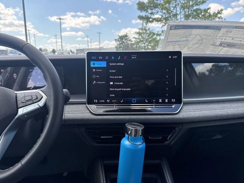 New 2025 Volkswagen Tiguan S image 14