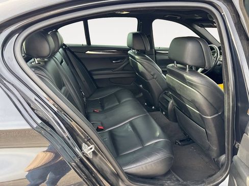 Used 2016 BMW 550i Sedan RWD image 17