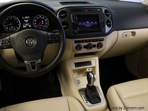 Used 2017 Volkswagen Tiguan Wolfsburg Edition AWD/4WD image 16