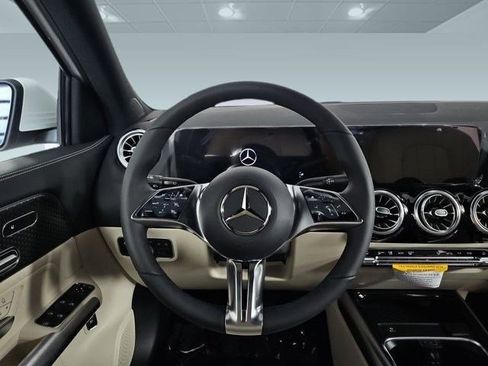 Certified 2025 Mercedes-Benz GLA 250 GLA 250 image 12