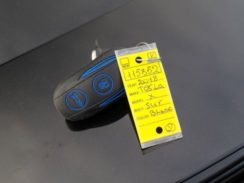 Used 2018 Tesla Model X 75D image 49