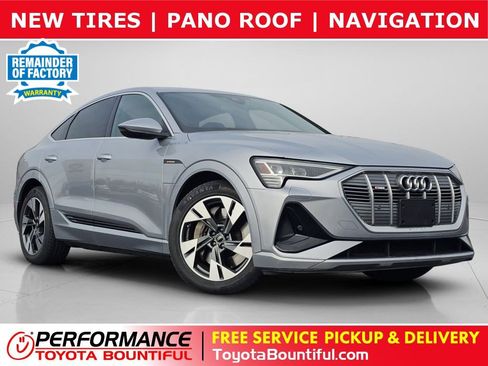 Used 2022 Audi e-tron Premium image 1