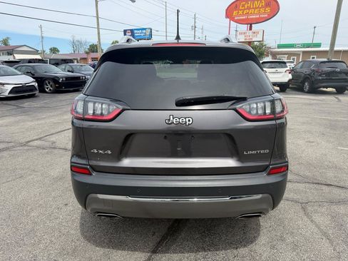 Used 2019 Jeep Cherokee Limited w/ Luxury Group AWD/4WD image 7