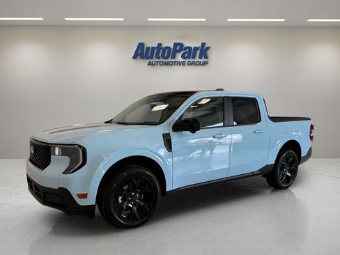 New 2026 Ford Maverick Lariat w/ Black Appearance Package AWD/4WD image 3