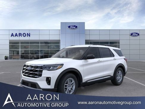 Used 2025 Ford Explorer Active w/ Active Comfort Package RWD image 1
