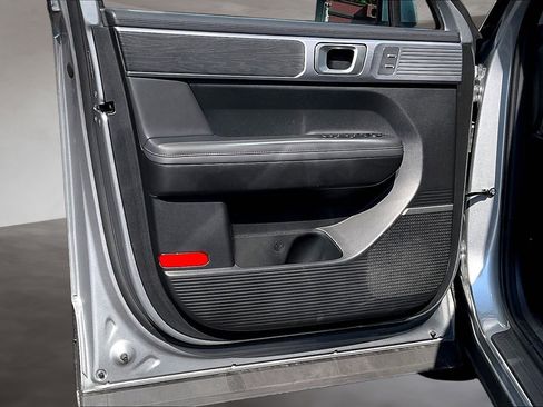 Certified 2024 Hyundai Santa Fe Limited FWD image 20