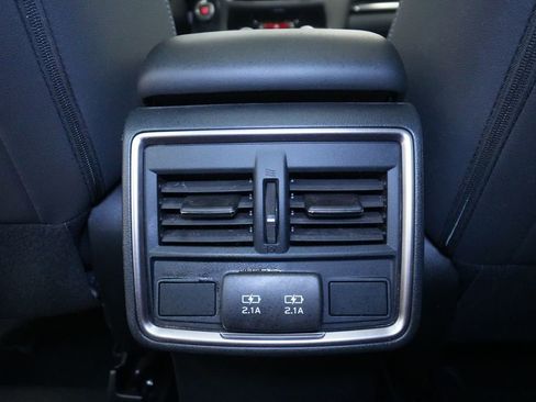 Used 2023 Subaru Forester Premium image 21