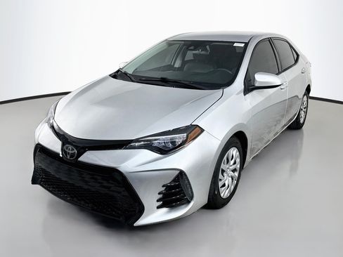 Used 2019 Toyota Corolla LE FWD image 4