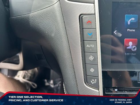Used 2015 INFINITI Q50 Premium RWD image 23