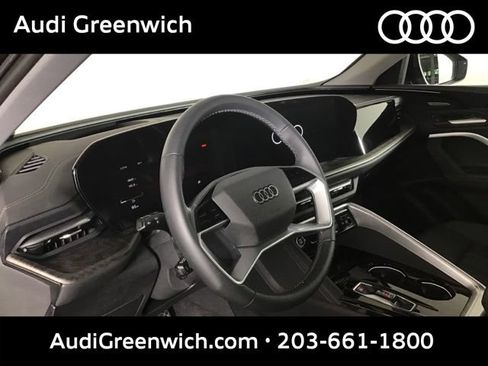 Used 2025 Audi Q5 Premium Plus w/ Premium Plus AWD/4WD image 8
