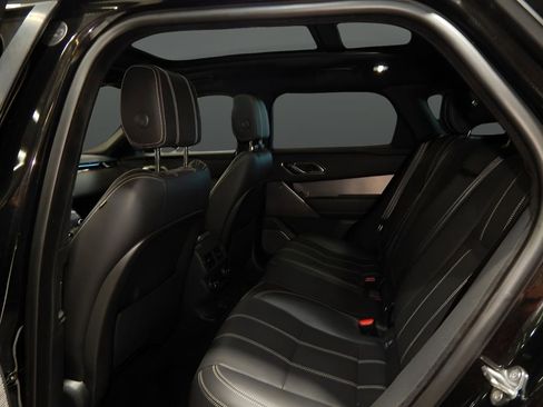 Used 2021 Land Rover Range Rover Velar R-Dynamic S image 30