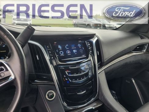 Used 2016 Cadillac Escalade ESV Platinum image 17