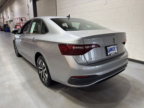 Used 2024 Volkswagen Jetta S image 3
