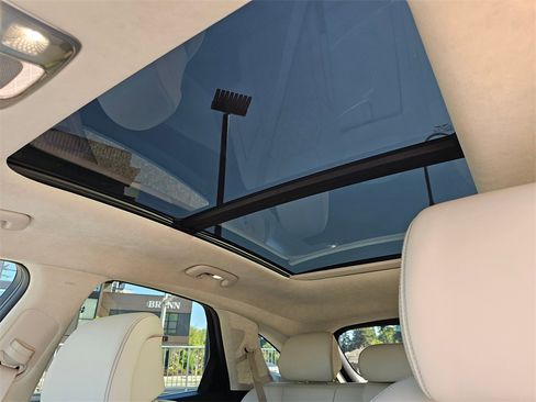 Used 2025 Genesis GV70 3.5T Sport w/ Sport Advanced Package image 25