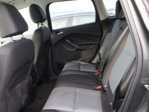 Used 2017 Ford Escape SE image 28