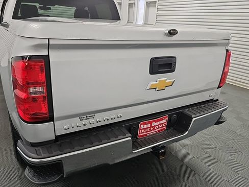 Used 2018 Chevrolet Silverado 1500 LT w/ All Star Edition RWD image 8