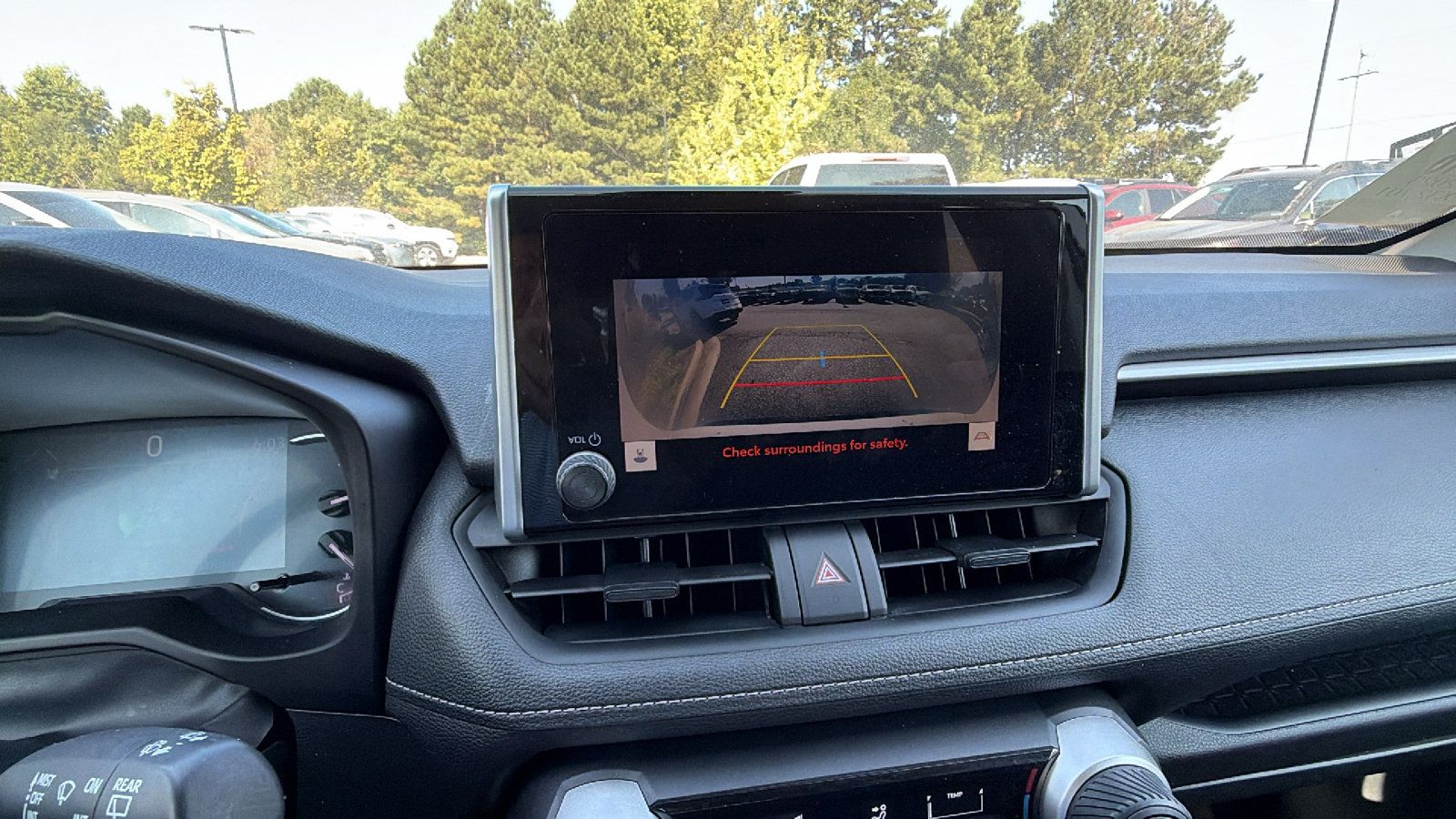 Used 2023 Toyota RAV4 LE FWD image 32