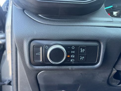 Used 2023 Ford Explorer Base image 9