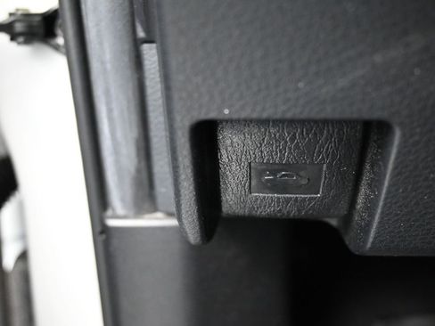 Used 2022 Toyota Tacoma 2WD Double Cab image 28