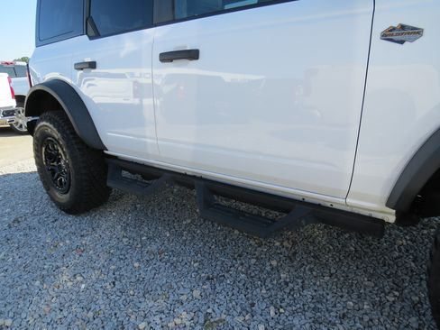 Used 2024 Ford Bronco Wildtrak AWD/4WD image 14