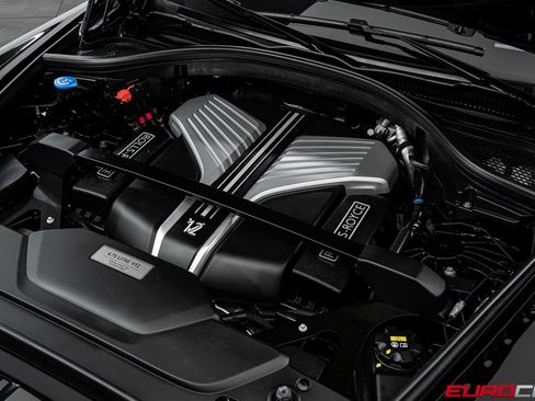 Used 2022 Rolls-Royce Cullinan w/ Cullinan Package AWD/4WD image 12