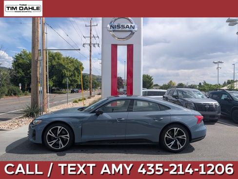 Used 2022 Audi e-tron GT Prestige w/ Prestige Package AWD/4WD image 1