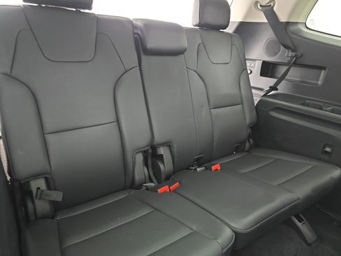 Used 2022 Kia Telluride SX w/ Nightfall Edition Package image 12