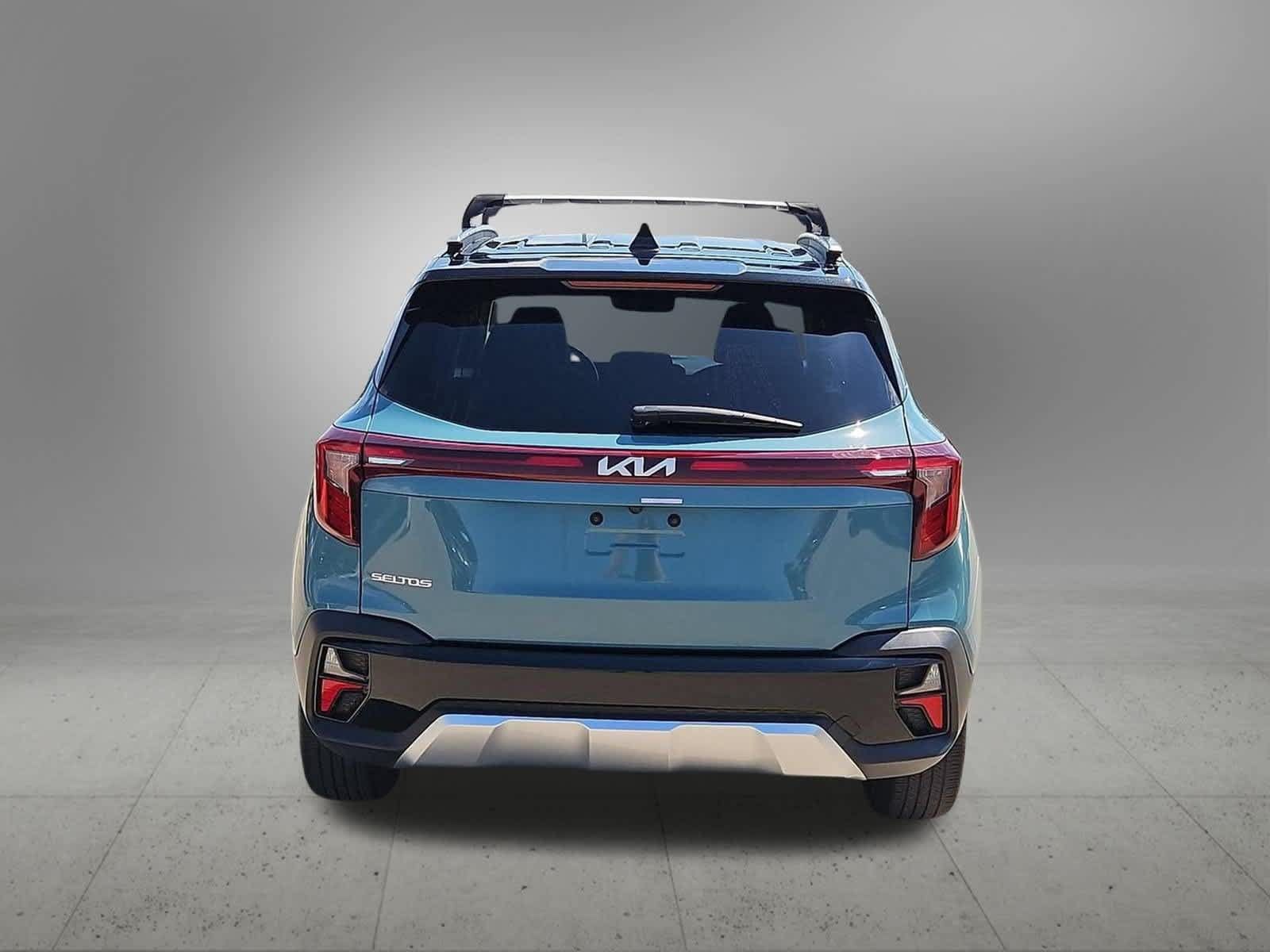 Used 2024 Kia Seltos S FWD image 5