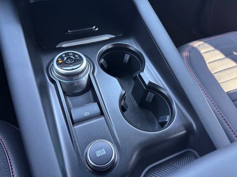 Certified 2025 Ford Explorer ST-Line image 26