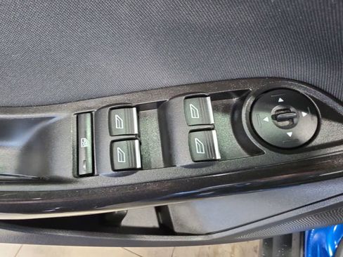 Used 2018 Ford Focus Titanium FWD image 14